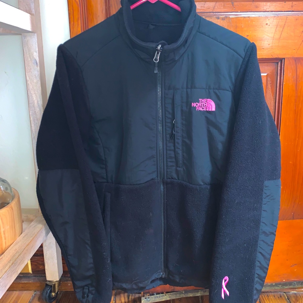 Women’s The North Face thick black coat- Medium
